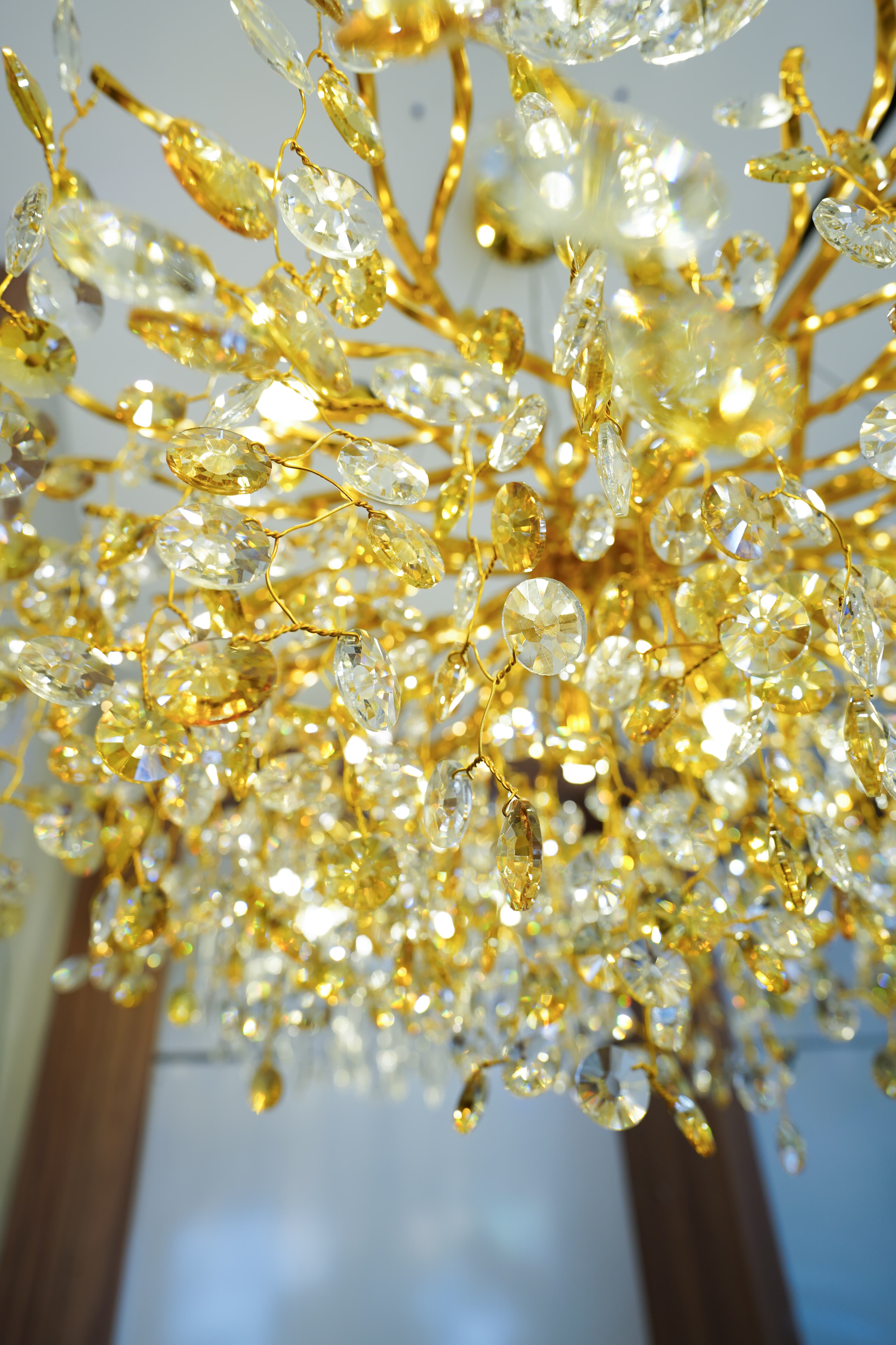 Intérieur chaleureux avec luminaires décoratifs ARCHiLIGHT